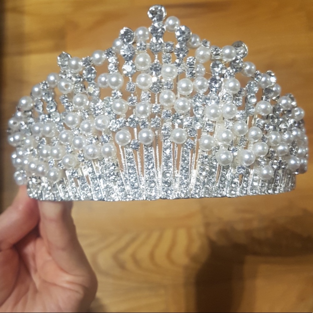 Bridal crown